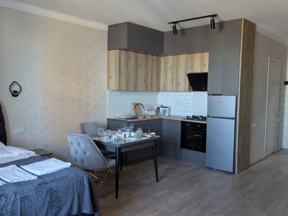 Studio apartment for sale with city view